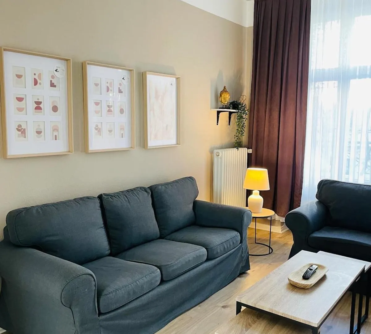 Urban Living Im Kiez Von Neukoelln 3Zi 100Qm Apartment Berlin 0*,  Germany
